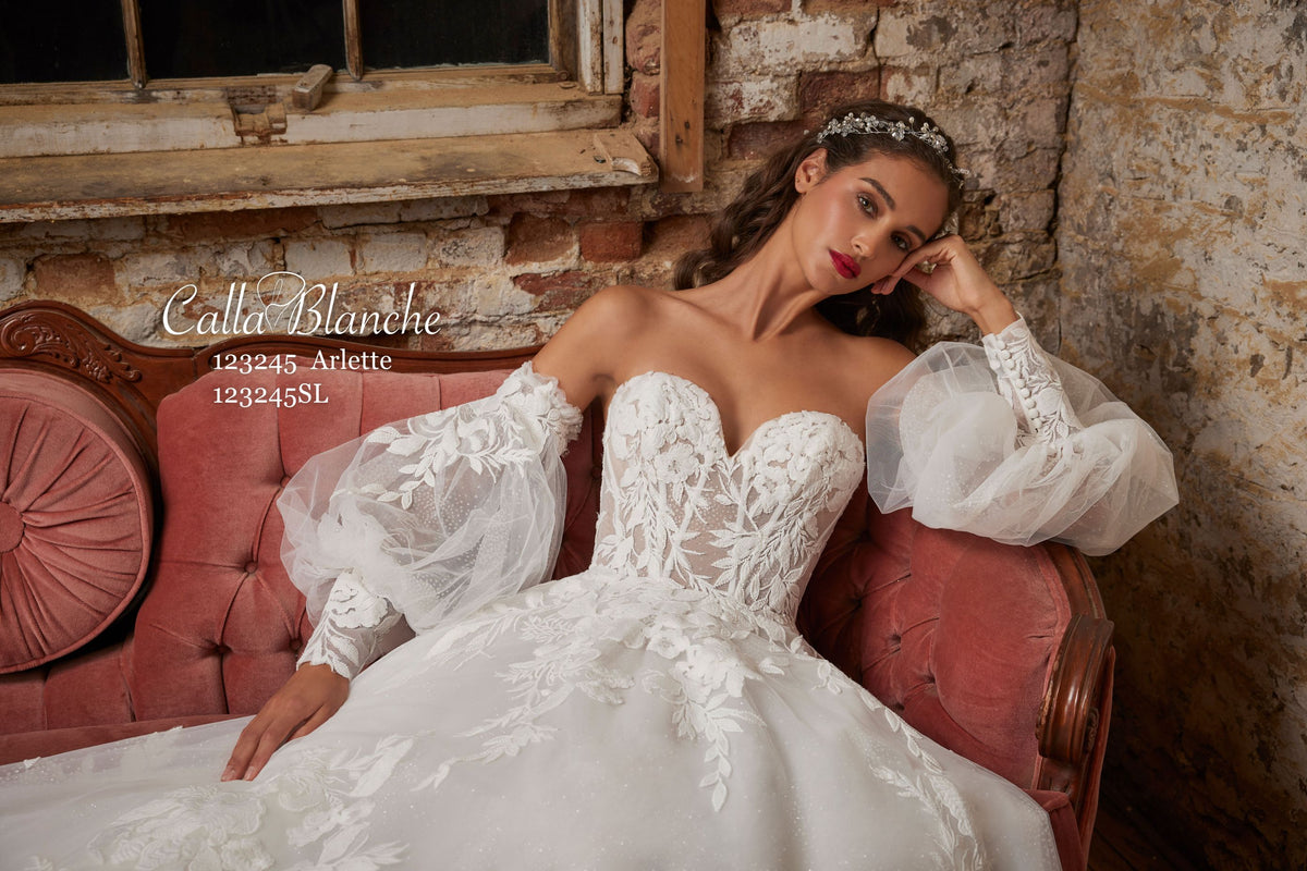 Size 22 W1 White One Sister Off White/Light Peach Gown – Bridal Sense