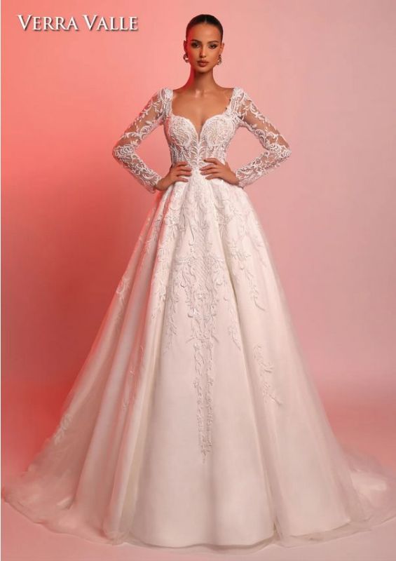 Verra Valle Style 900339 Romantic Tiered Ruffle Lace Wedding Dress main image 0