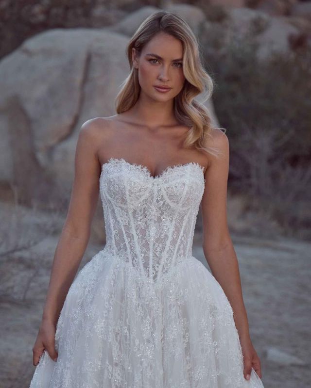 Size 10 Calla Blanche 126105 Bianca Ivory/Light Nude Gown – Bridal
