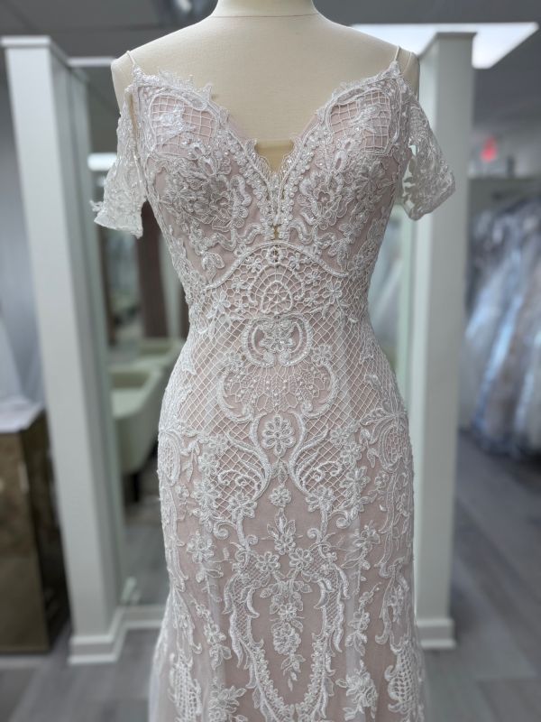 Madi Lane Size 4 Ivory/Blush Gown Bridal Sense Madi Lane Size 4 Ivory/Blush Gown Bridal Sense