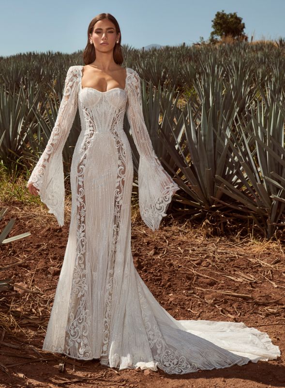 Size 14 La Perle LP2443 Burke Ivory/Light Nude Gown – Bridal Sense