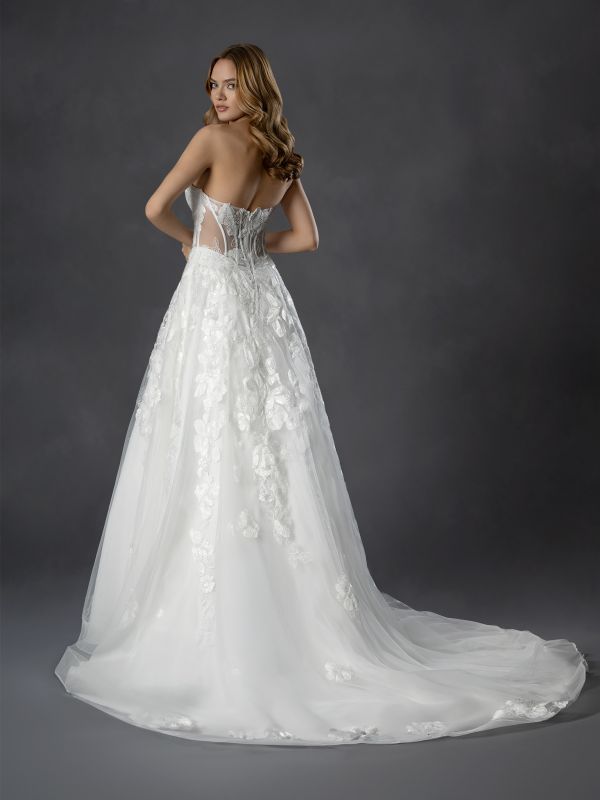 white lace dress size 16 Size 16 Stella Couture 26557 Off White Gown