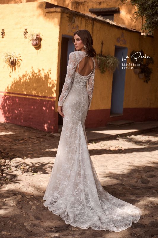Size 10 La Perle LP2454 Taissa Ivory/Ivory Gown – Bridal Sense