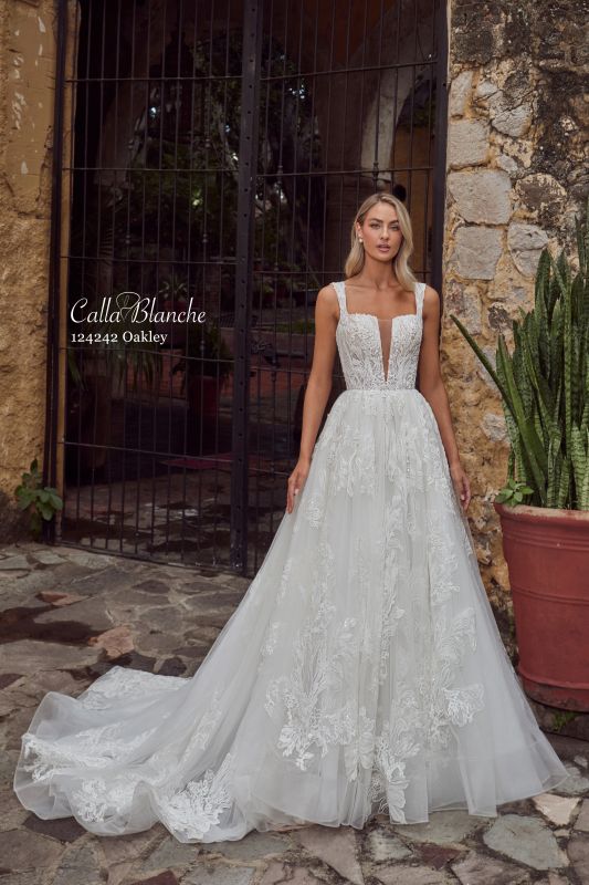 Calla Blanche Size 12 124242 Oakley Ivory/Light Nude Gown - Ivory/Light Nude / 12 Calla Blanche Size 12 124242 Oakley Ivory/Light Nude Gown - Ivory/Light Nude / 12