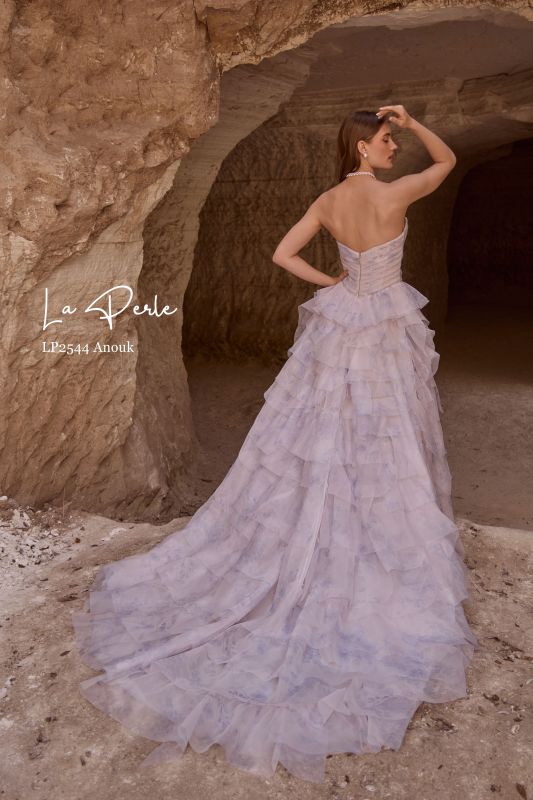 Size 8 La Perle LP2544 Anouk Floral Print Gown – Bridal Sense