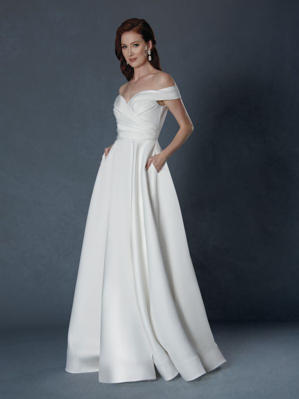 Size 14 Stella Couture 25805 Off White Gown - Off White / 14 Size 14 Stella Couture 25805 Off White Gown - Off White / 14