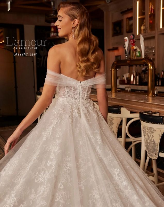 L'amour Size 16 LA22247 Leah Ivory Gown