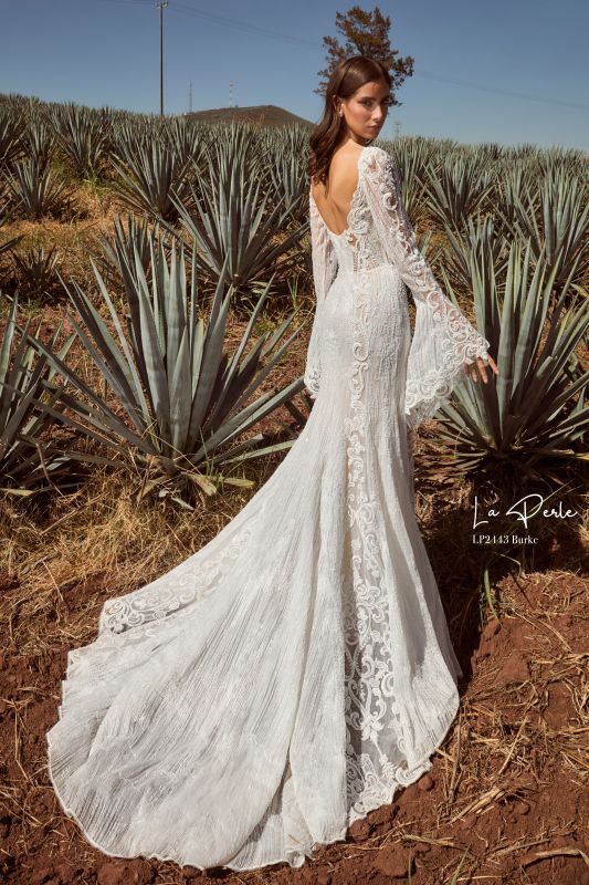 Size 14 La Perle LP2443 Burke Ivory/Light Nude Gown – Bridal Sense