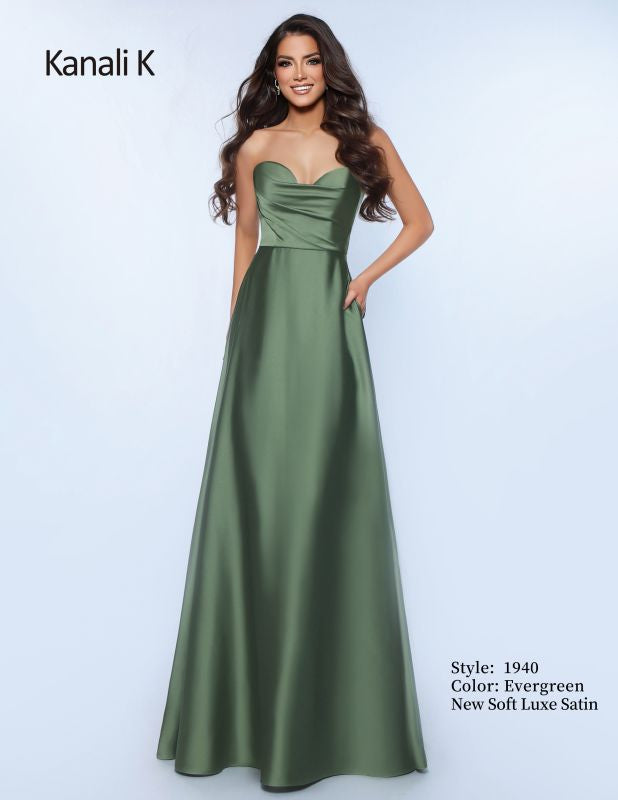 Size 4 Kanali K 1940 Evergreen Bridesmaid Dress Size 4 Kanali K 1940 Evergreen Bridesmaid Dress