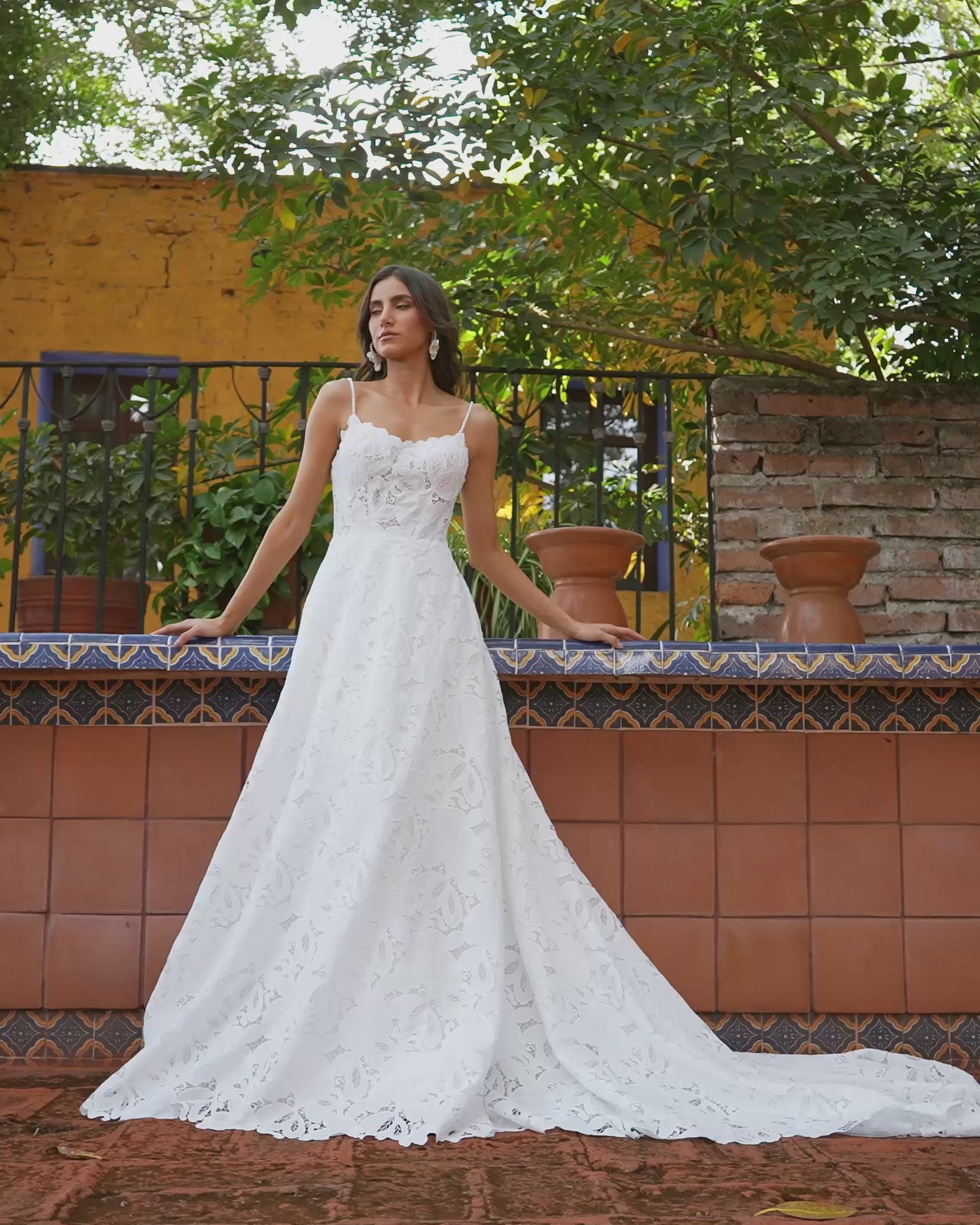 Size 8 La Perle LP2444 Emely Ivory Gown – Bridal Sense