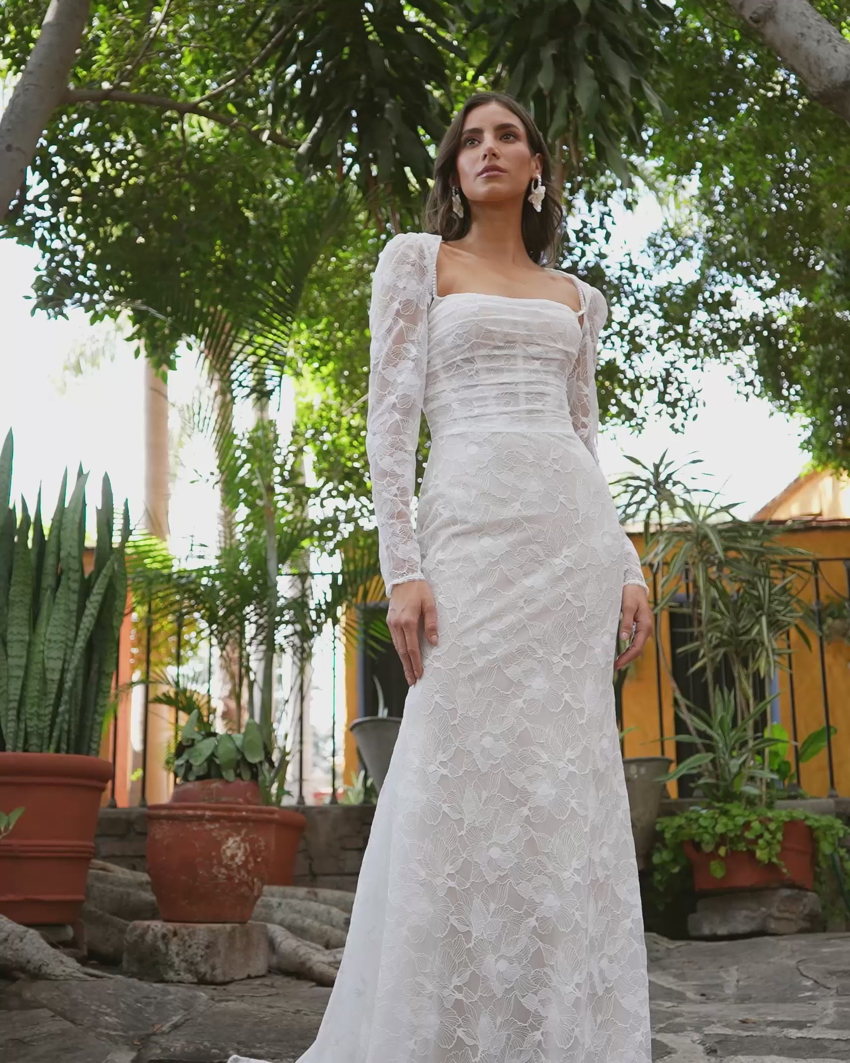 Size 10 La Perle LP2454 Taissa Ivory/Ivory Gown – Bridal Sense